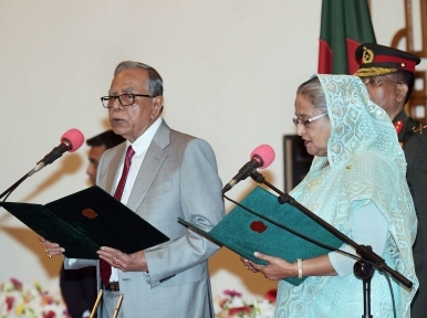 Sheikh Hasina sets new record as she takes oath as Bangladesh PM